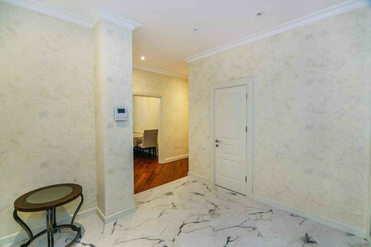 Lux Family Apartment In City Center Baku Zewnętrze zdjęcie