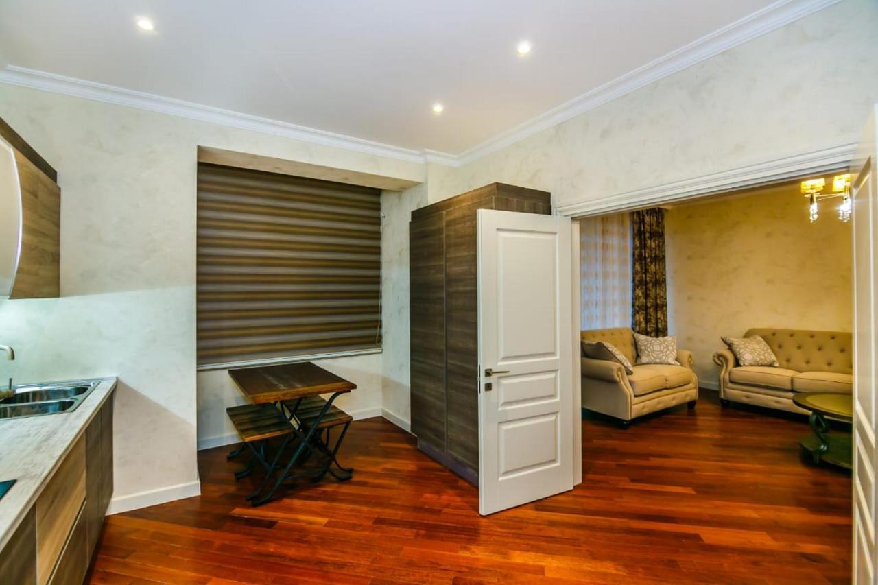 Lux Family Apartment In City Center Baku Zewnętrze zdjęcie